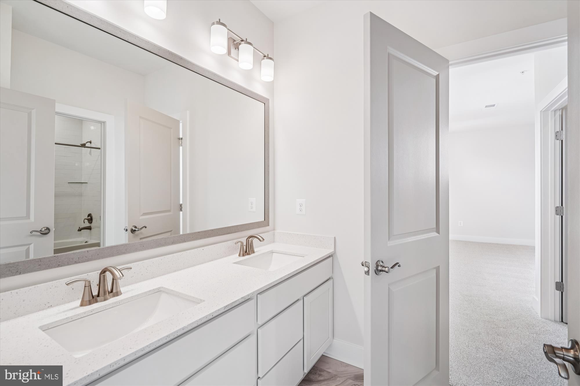 Real estate listing preview #27