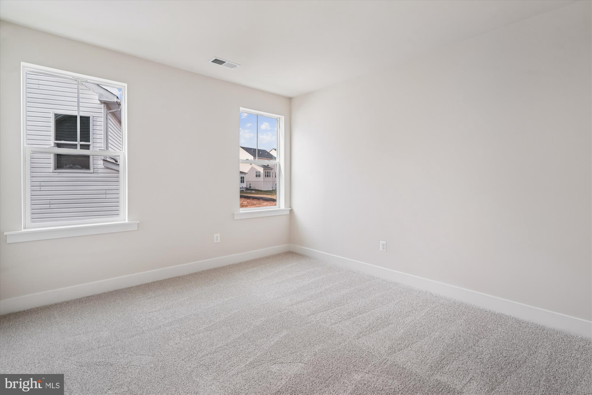 Real estate listing preview #33