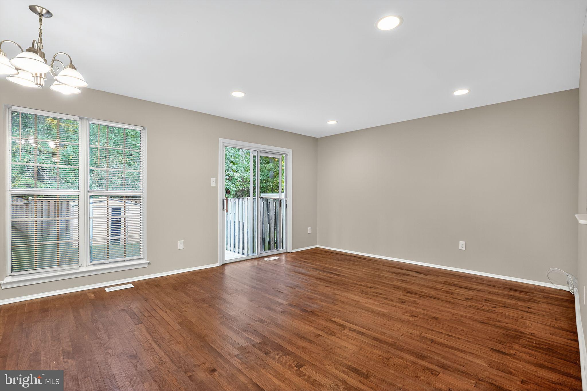 Real estate listing preview #11