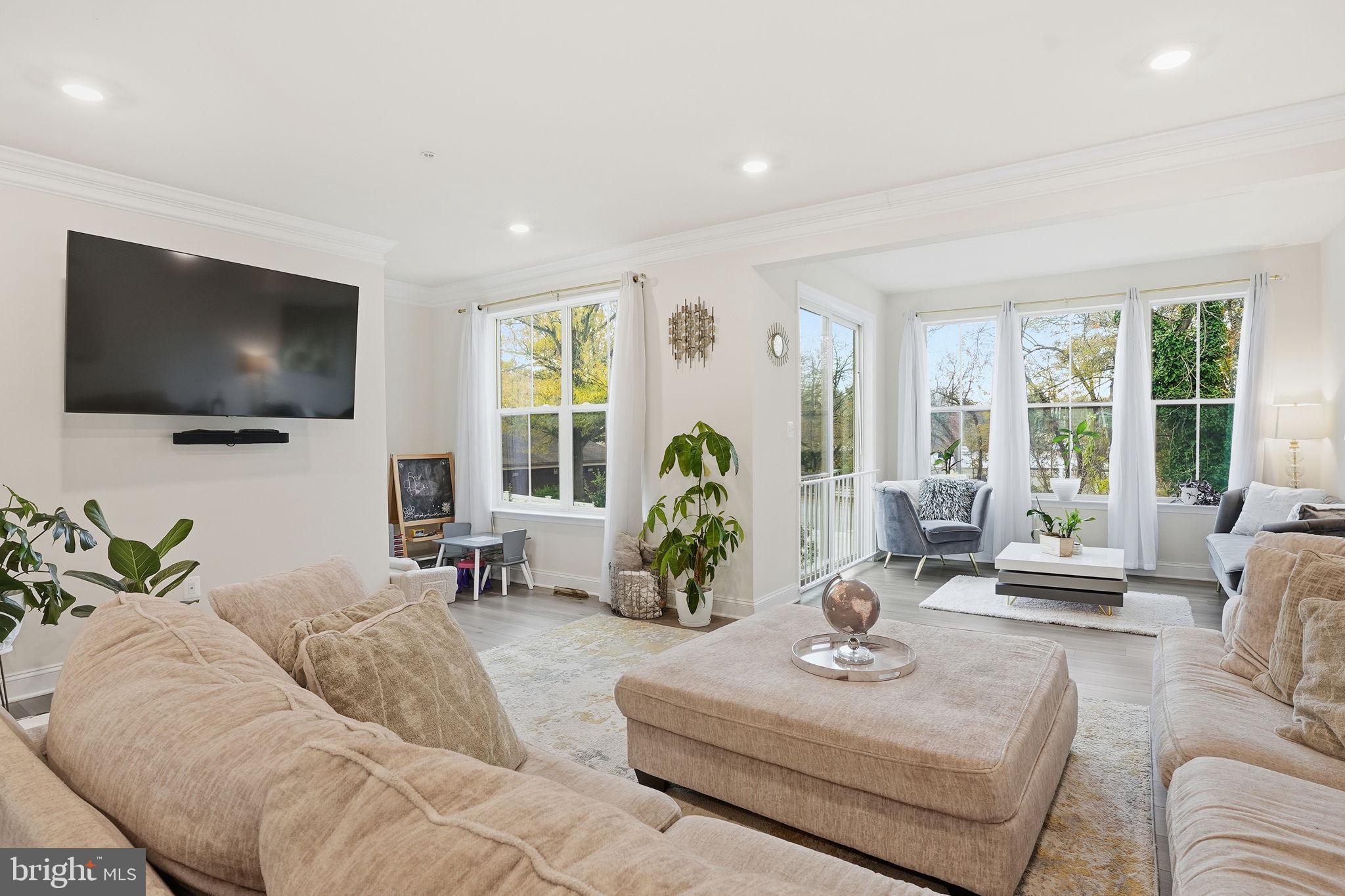 Real estate listing preview #7