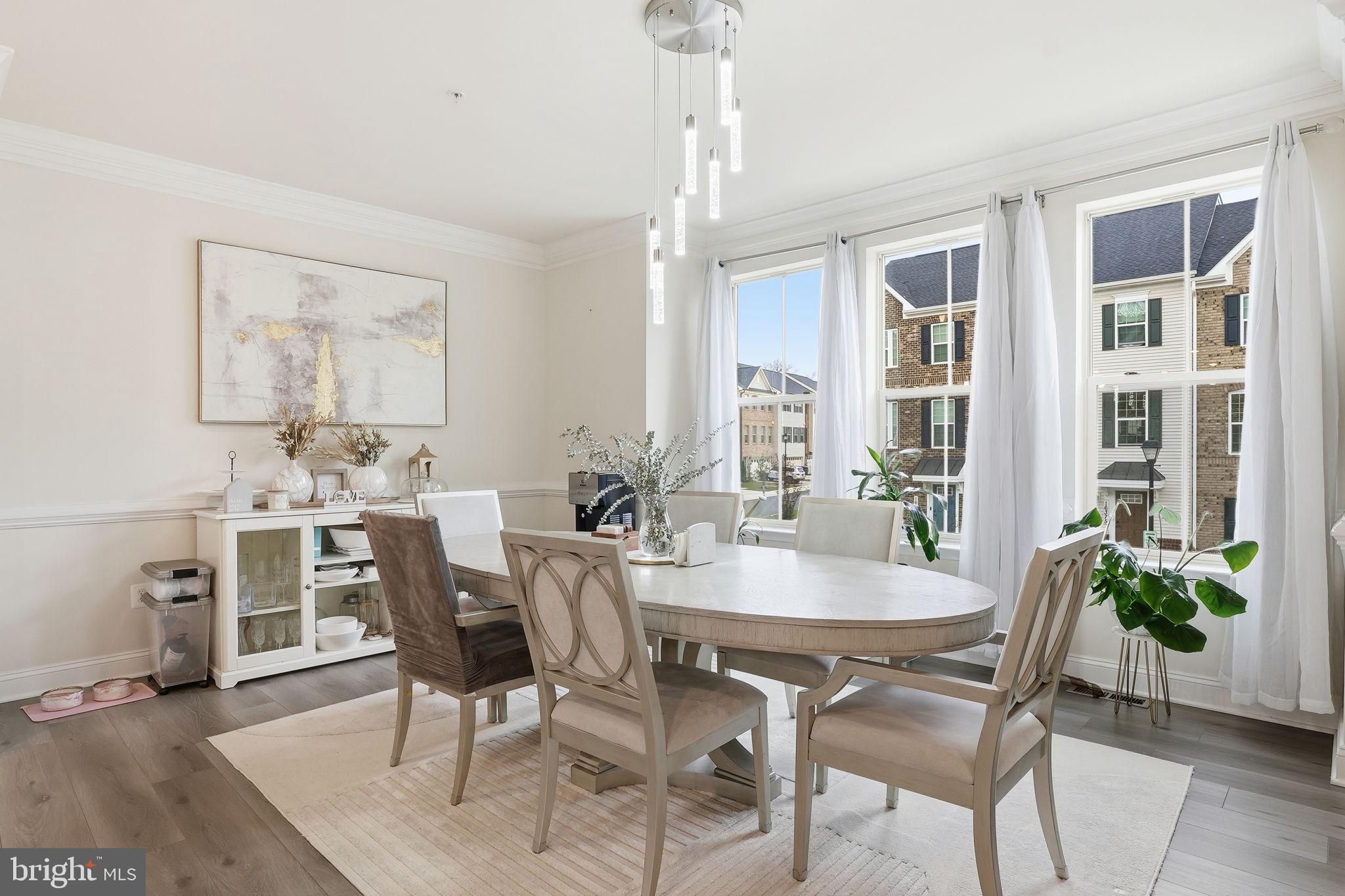 Real estate listing preview #4