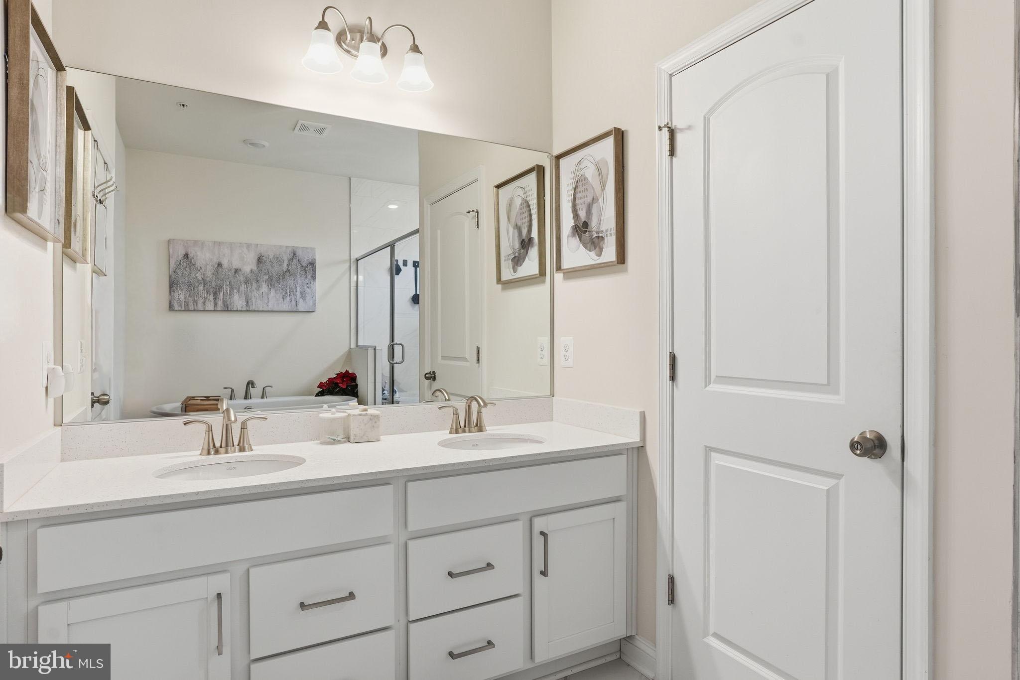 Real estate listing preview #22