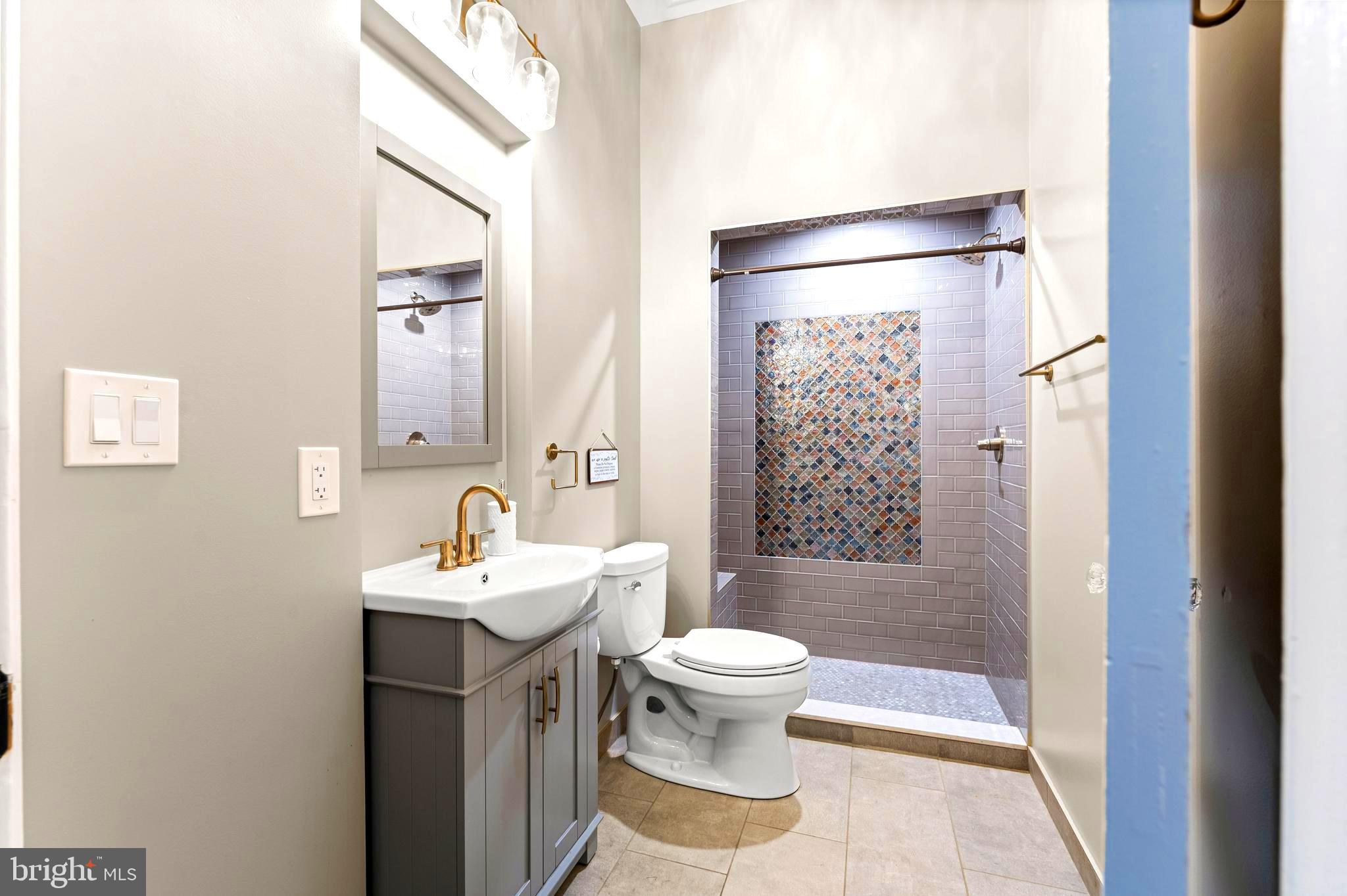 Real estate listing preview #38