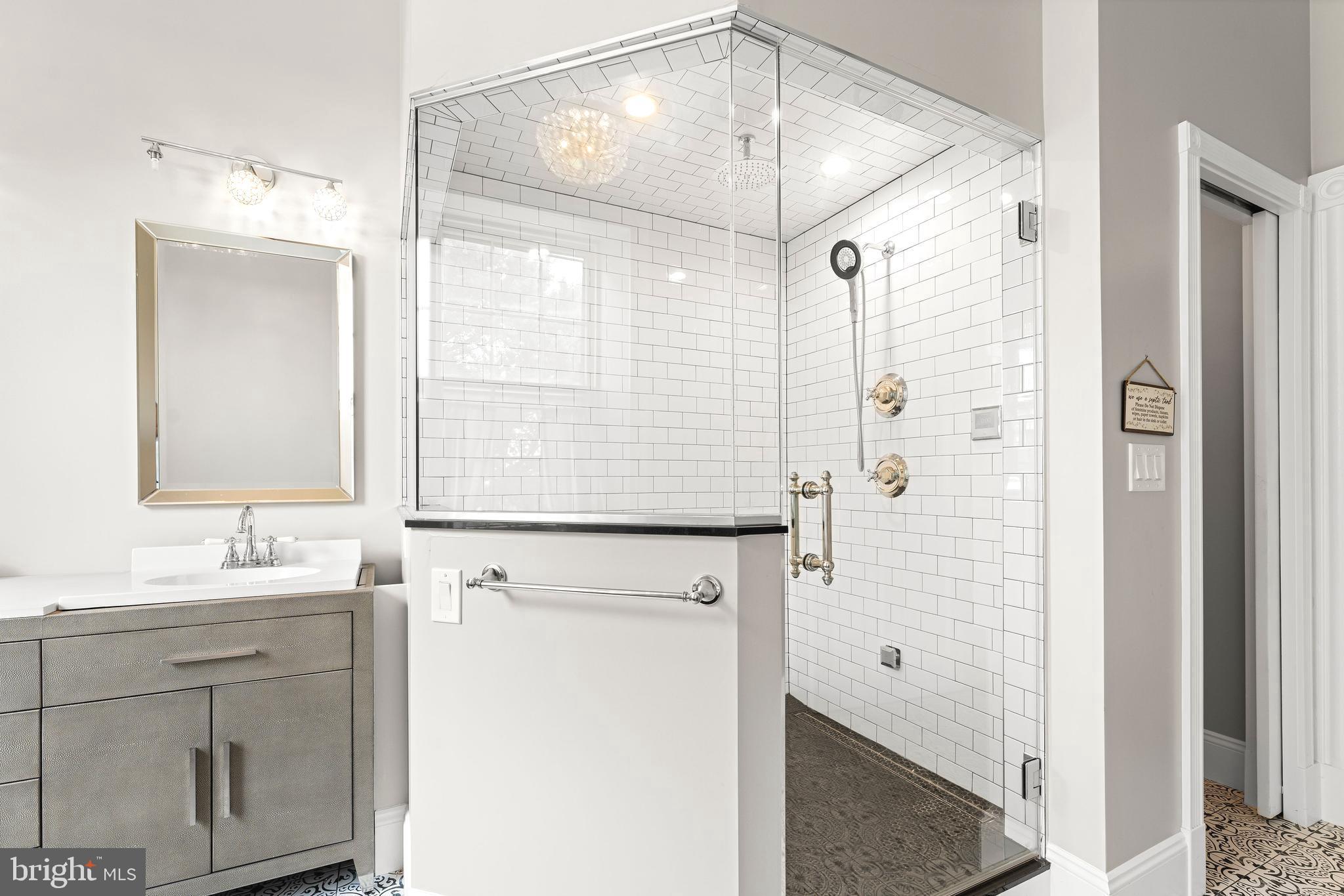 Real estate listing preview #37