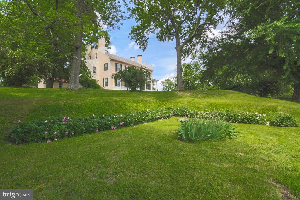 Real estate listing preview #5