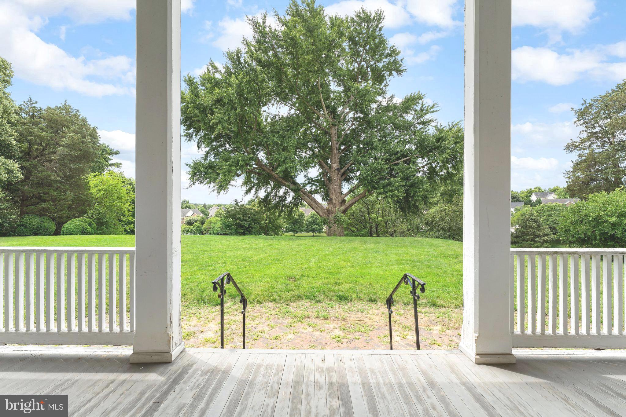 Real estate listing preview #12