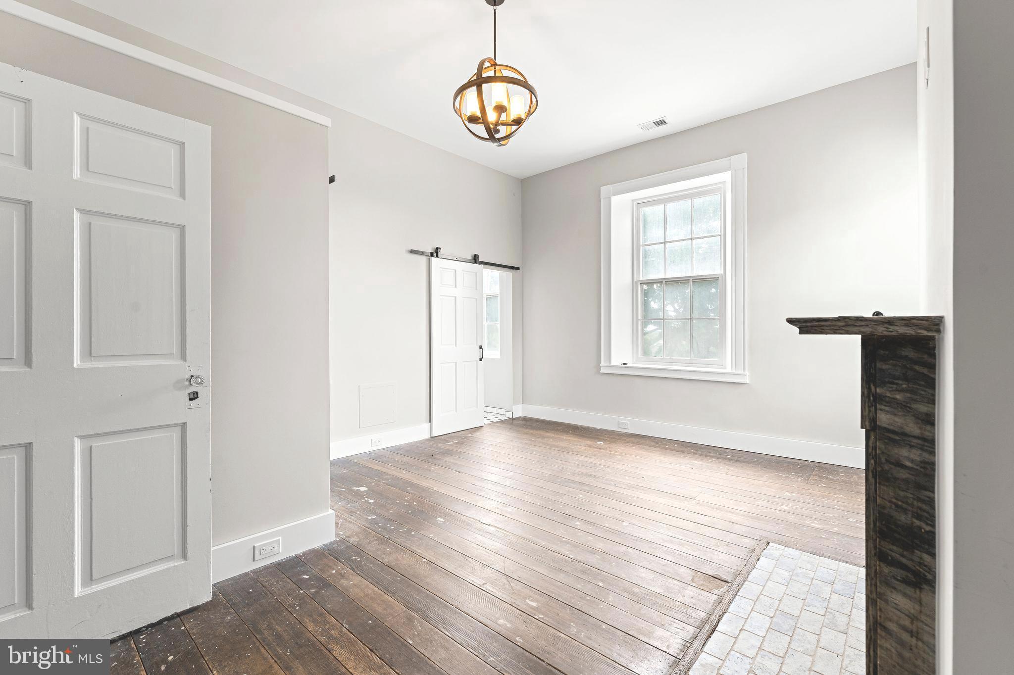 Real estate listing preview #33