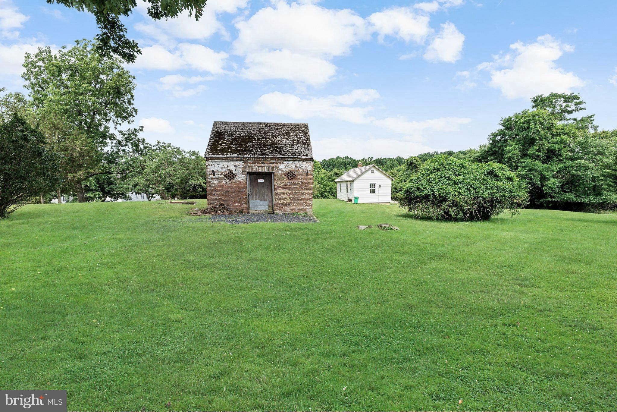 Real estate listing preview #9