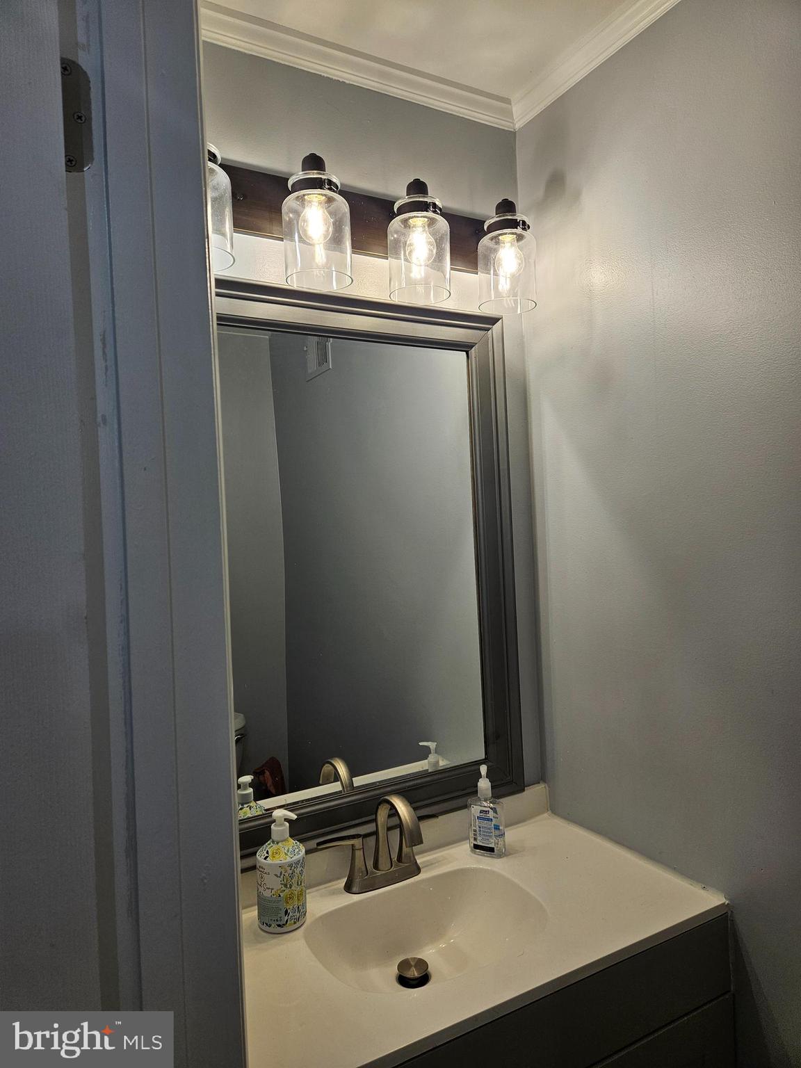 Real estate listing preview #7