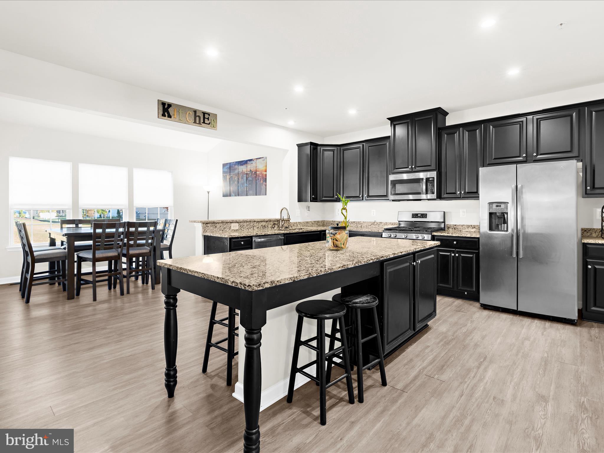 Real estate listing preview #8