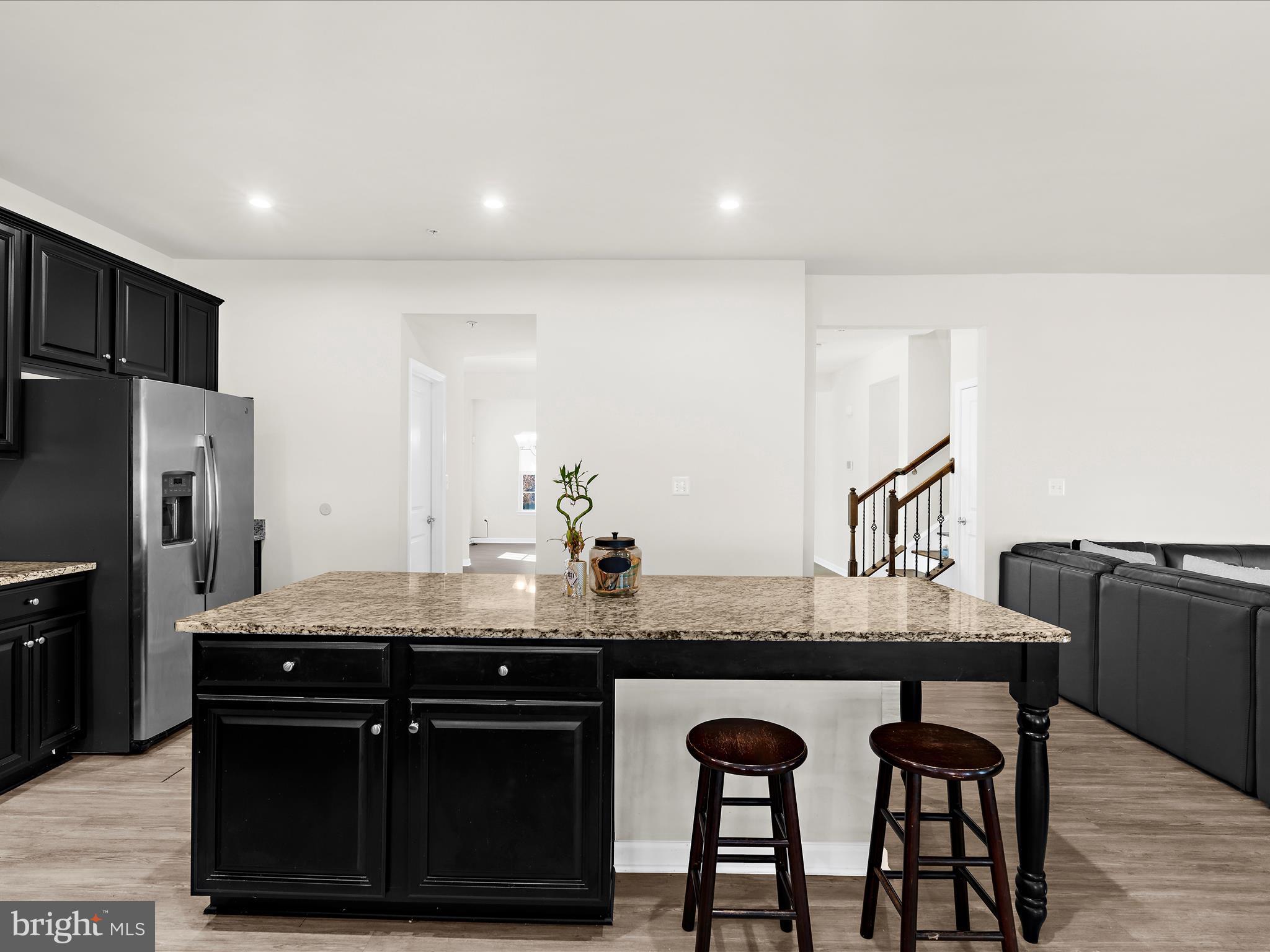 Real estate listing preview #9