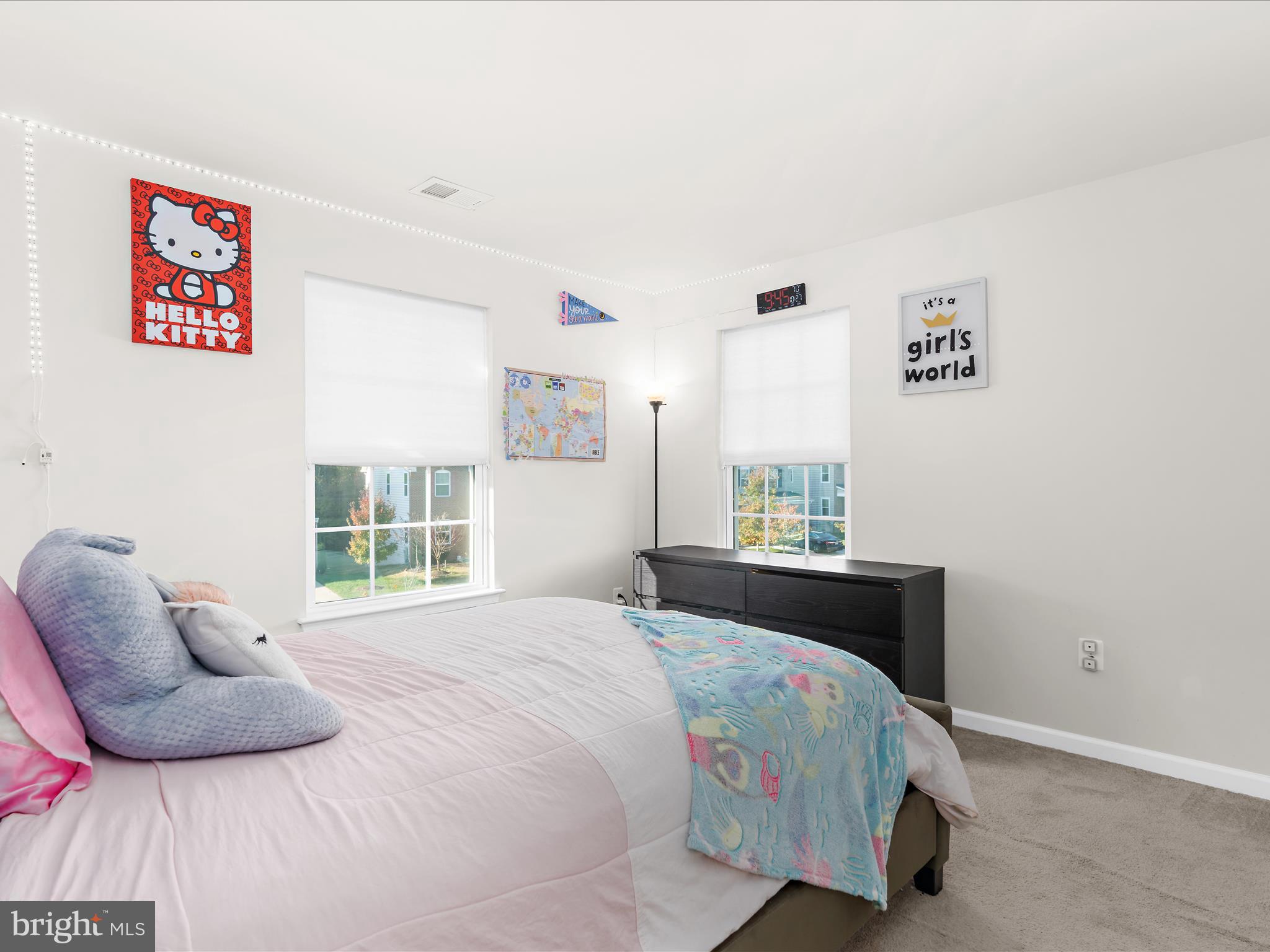 Real estate listing preview #14