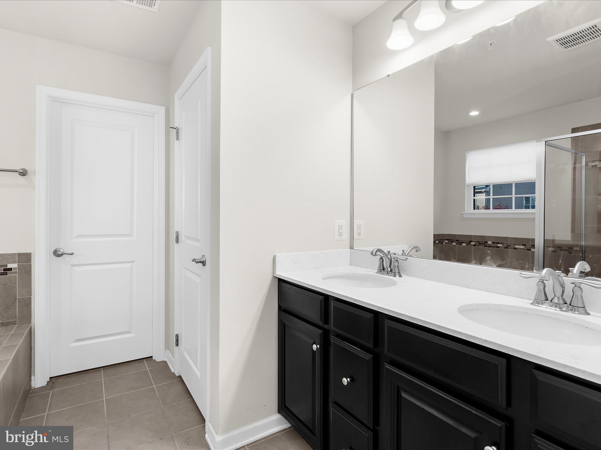 Real estate listing preview #22