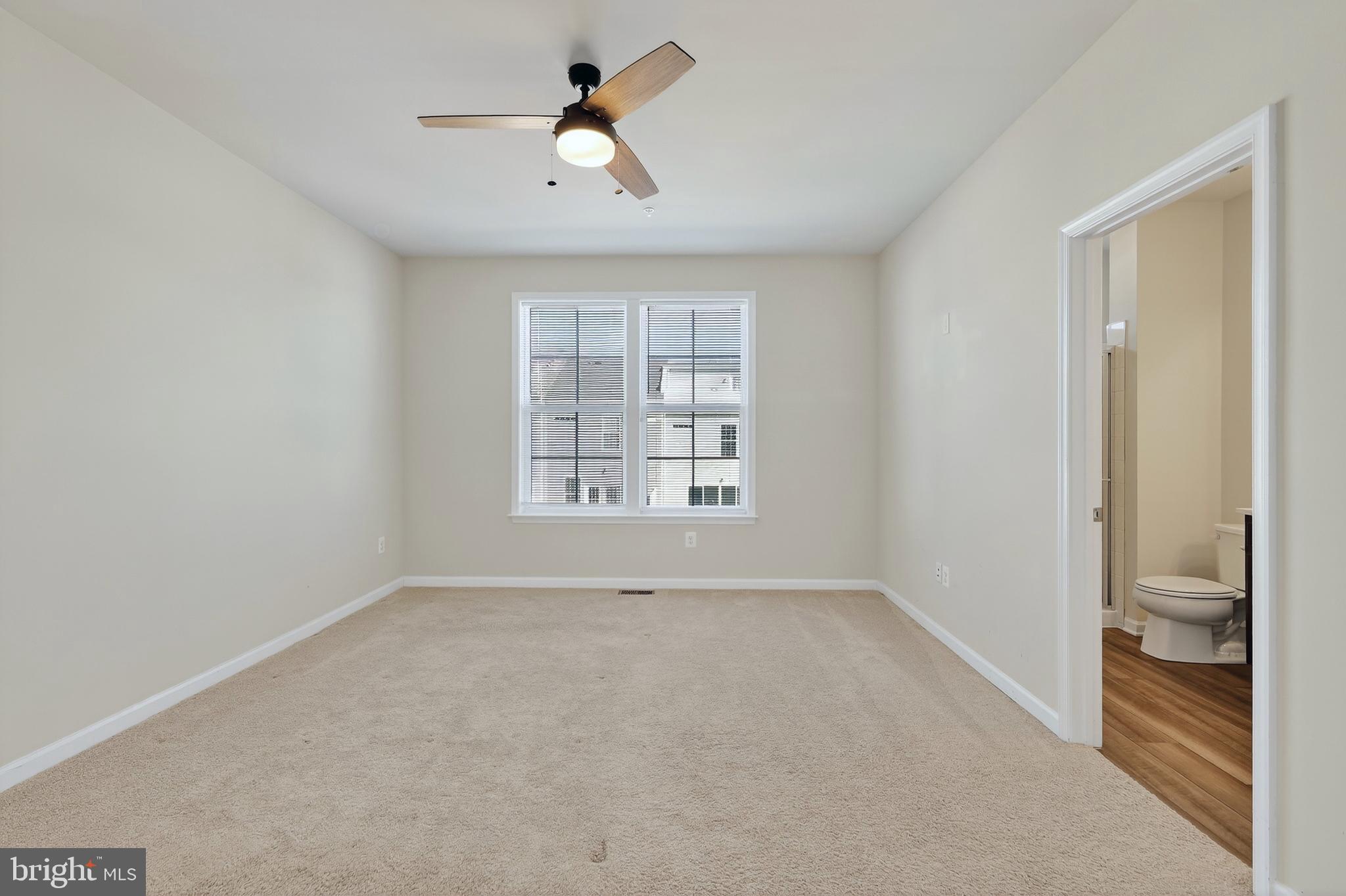 Real estate listing preview #18