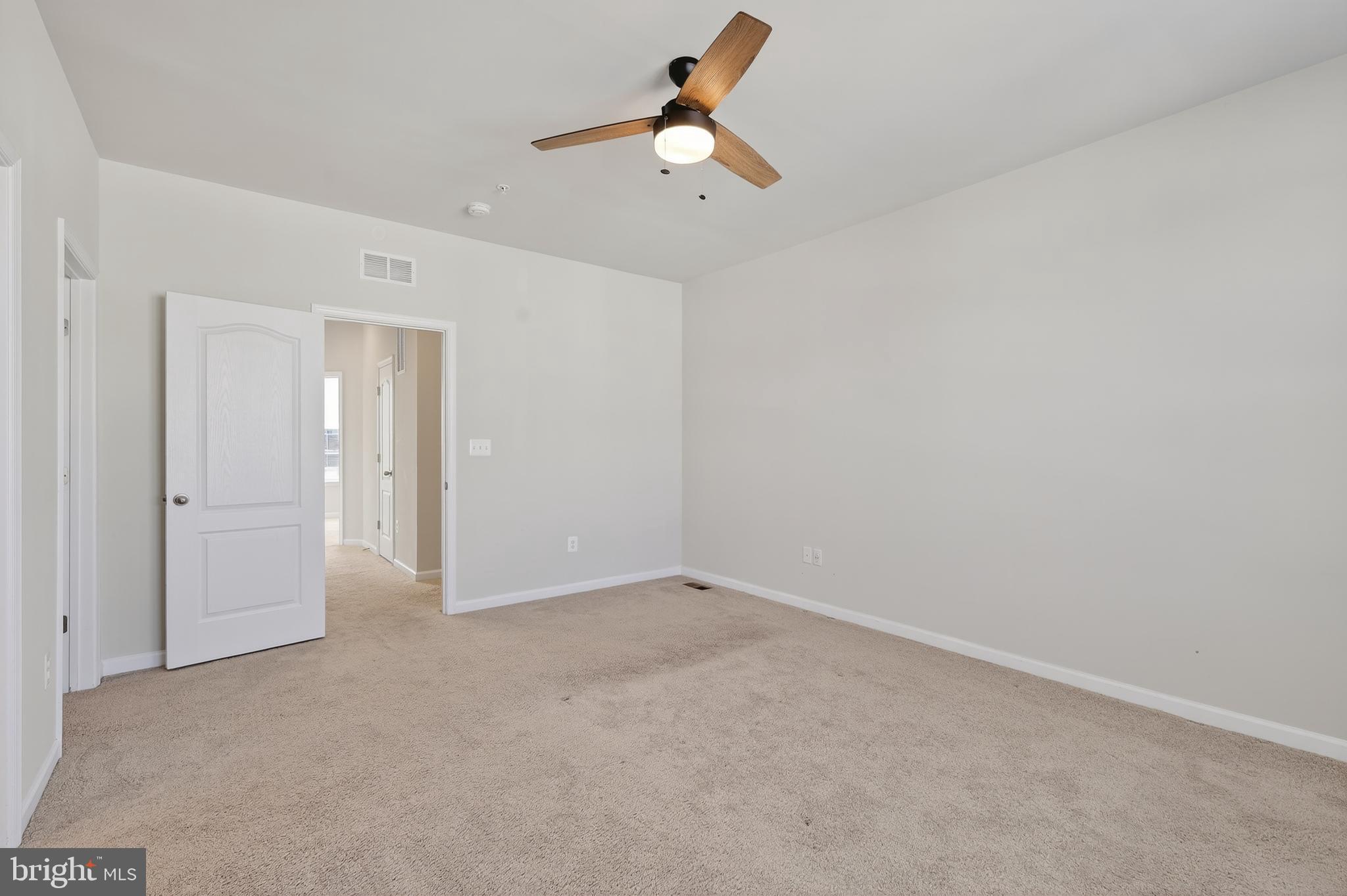 Real estate listing preview #22