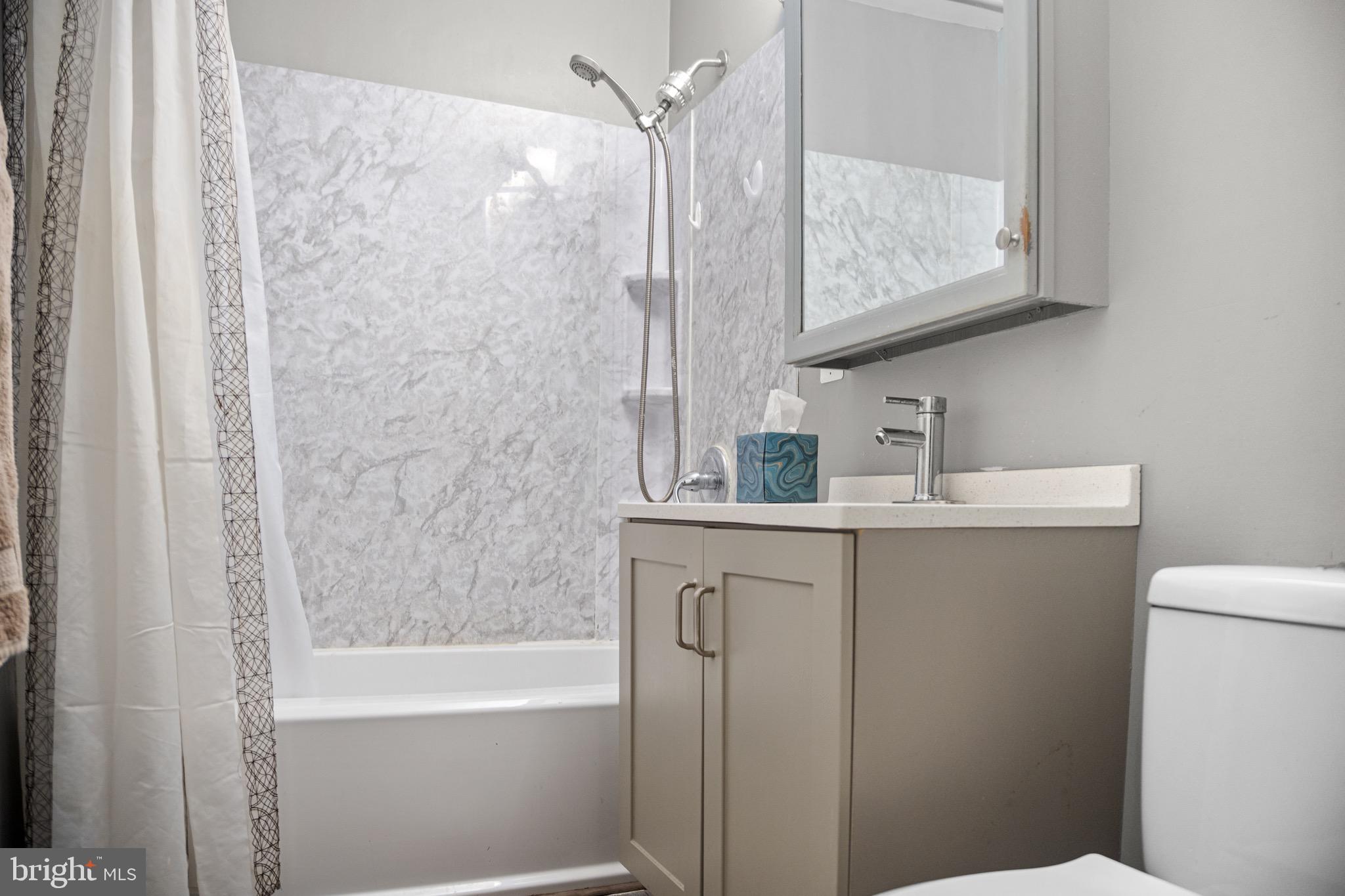 Real estate listing preview #10