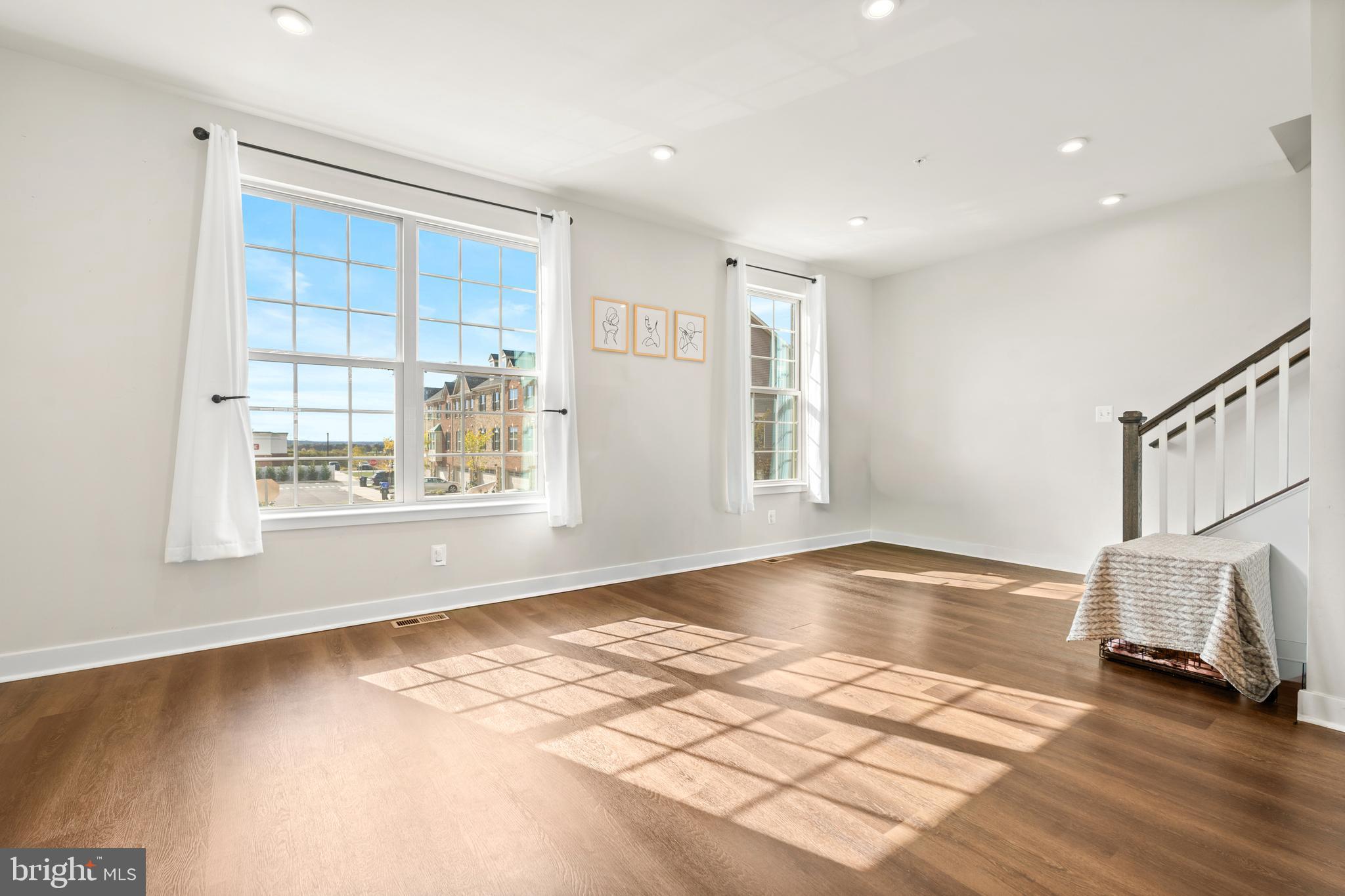 Real estate listing preview #15