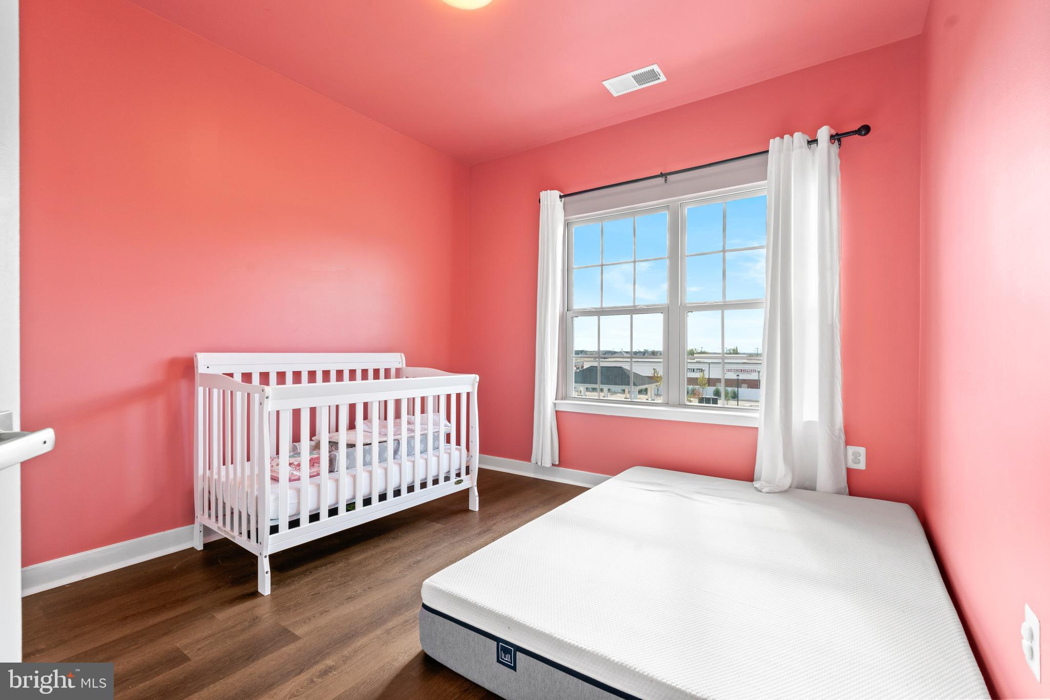 Real estate listing preview #20