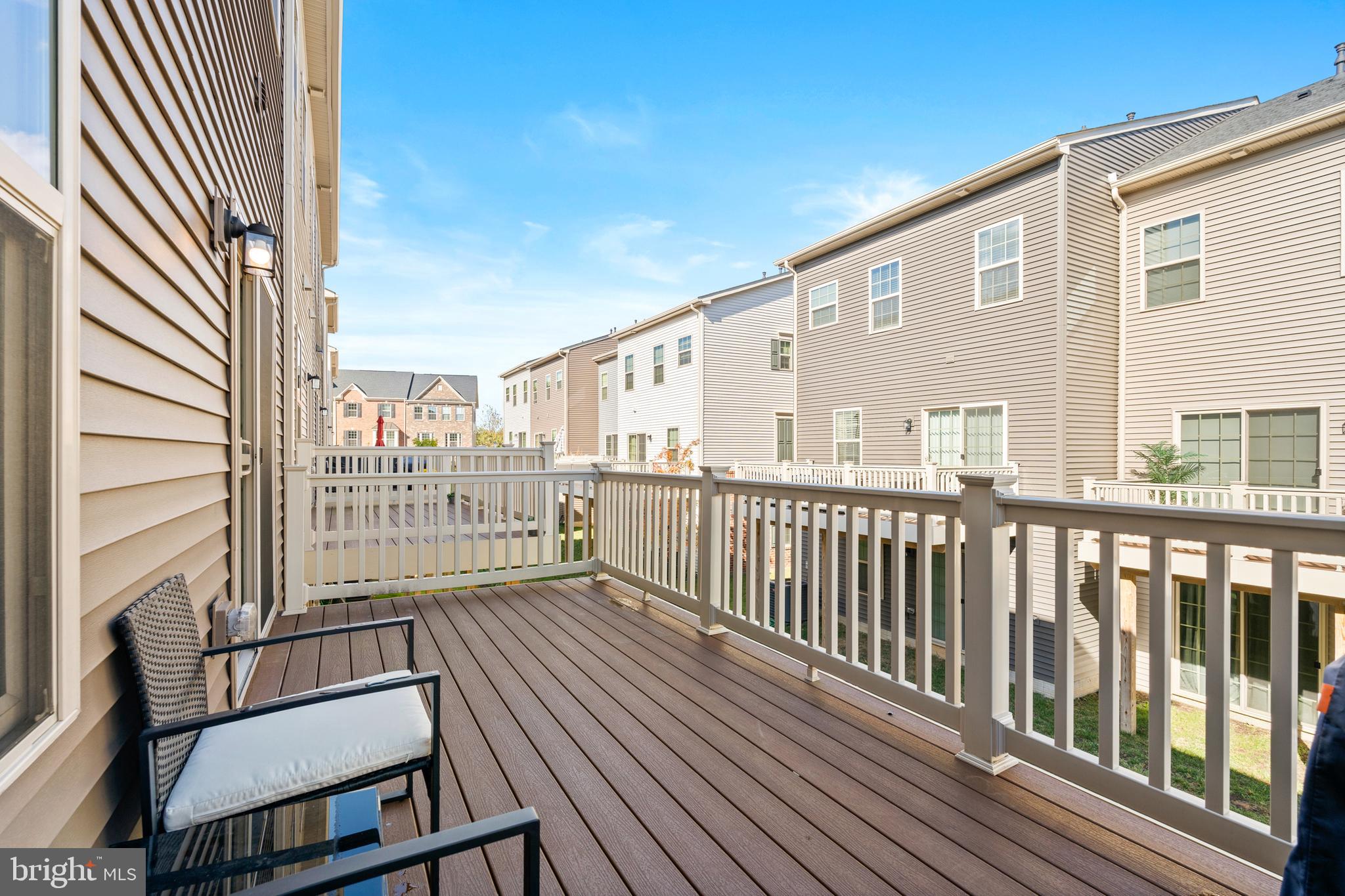 Real estate listing preview #12