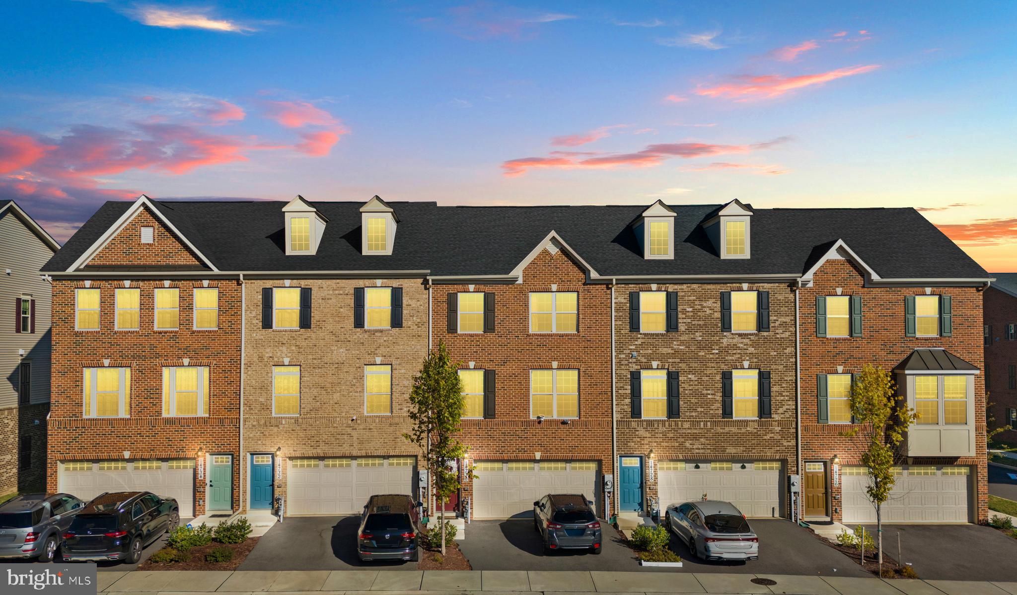 Real estate listing preview #2