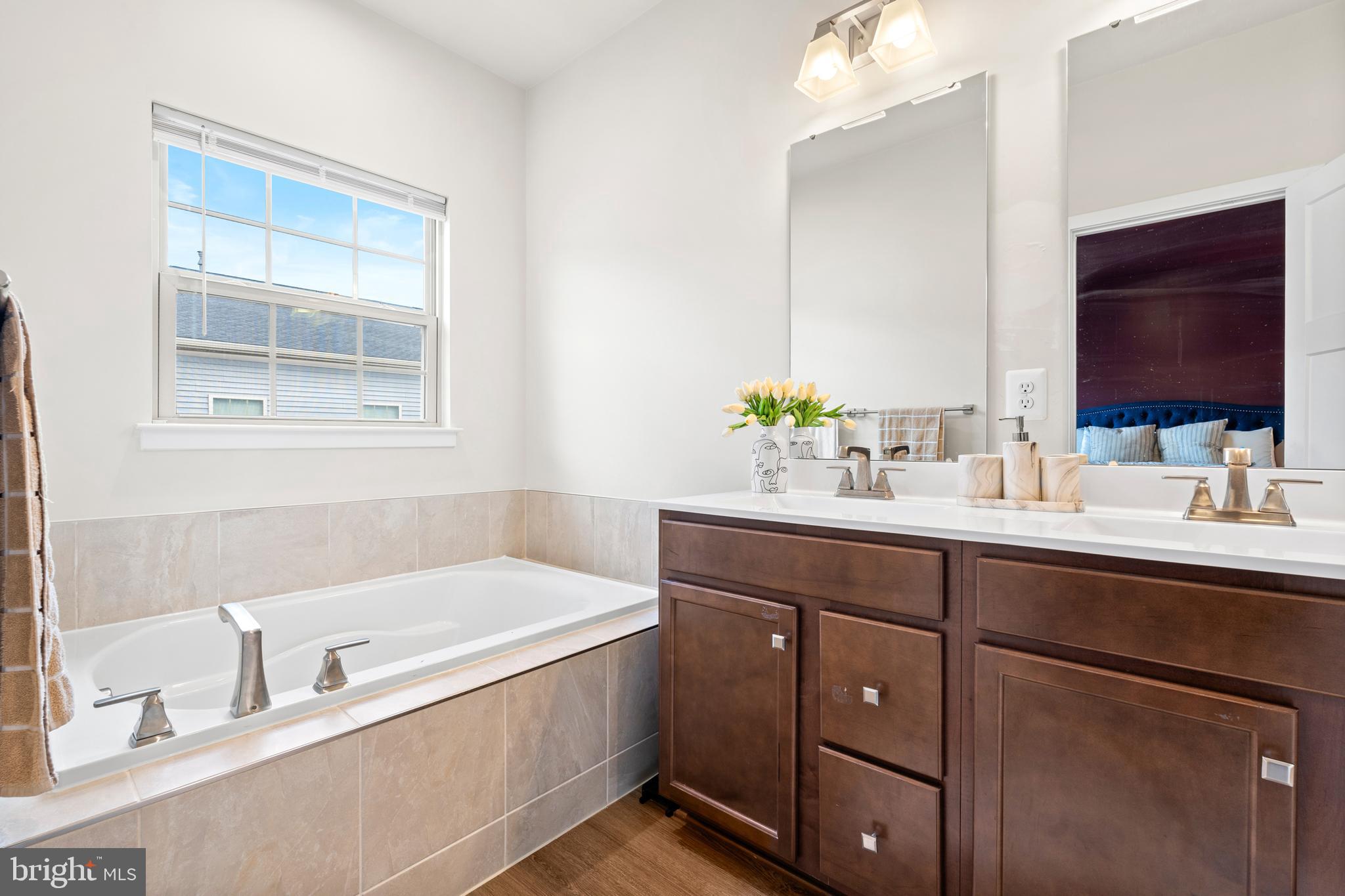 Real estate listing preview #25