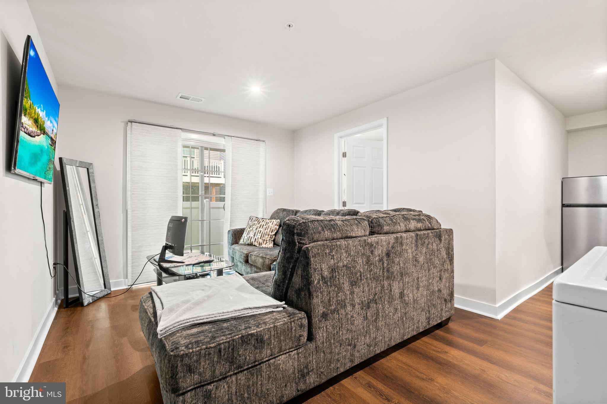 Real estate listing preview #28