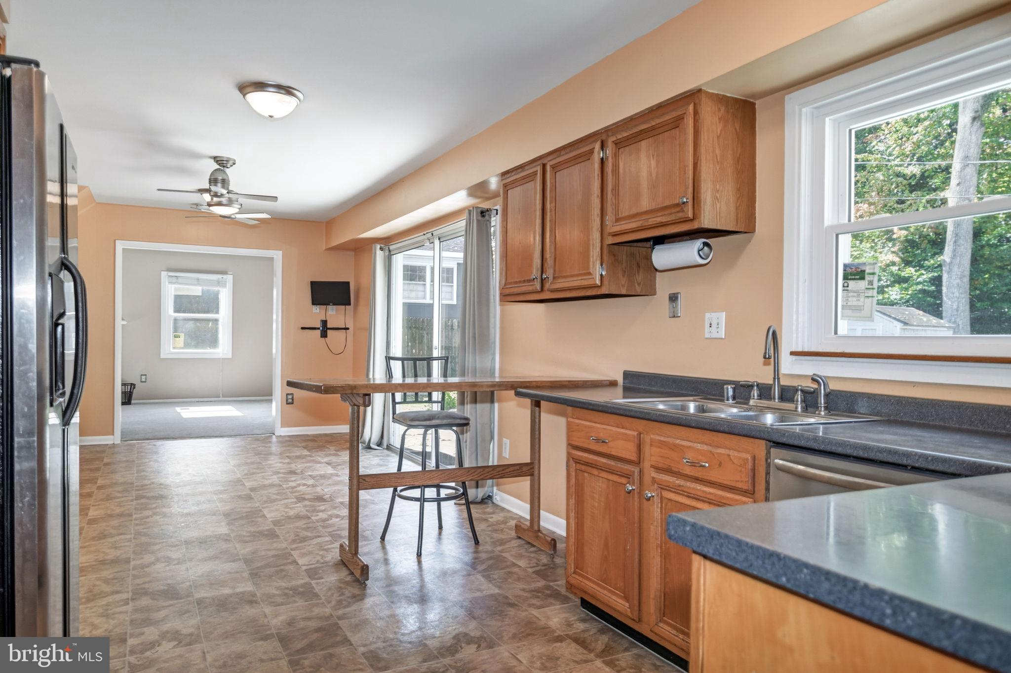 Real estate listing preview #16