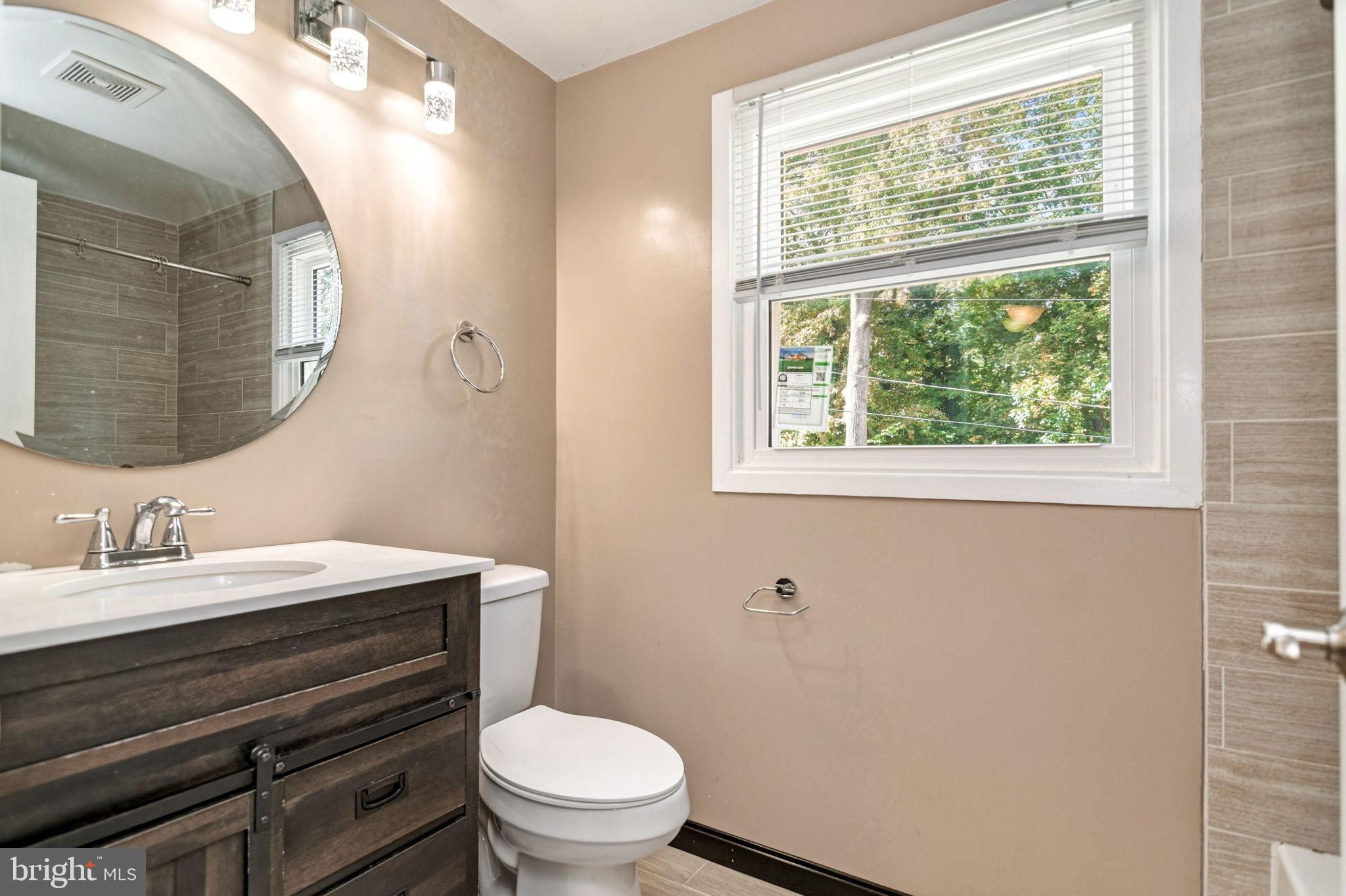 Real estate listing preview #24