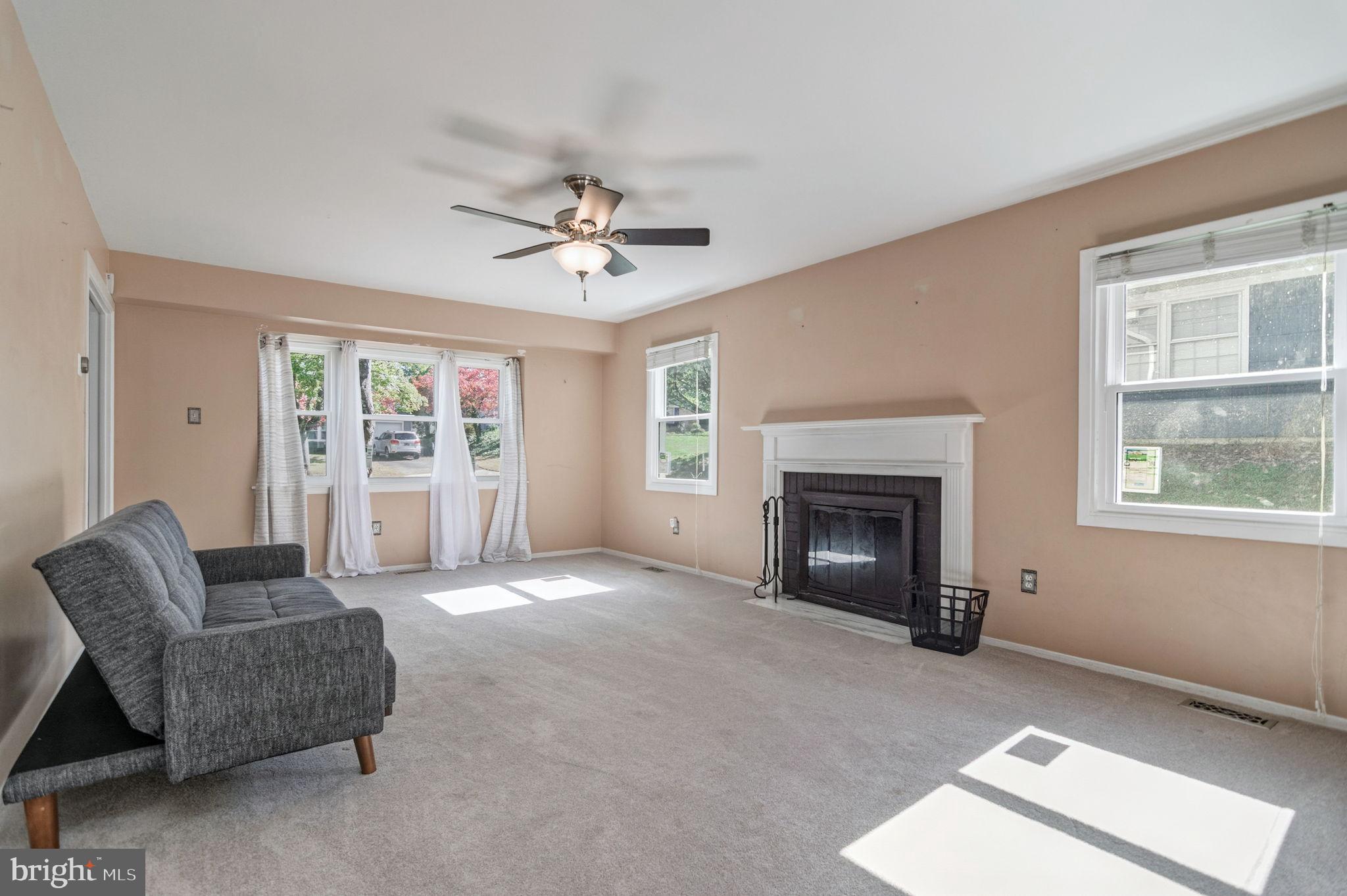 Real estate listing preview #9