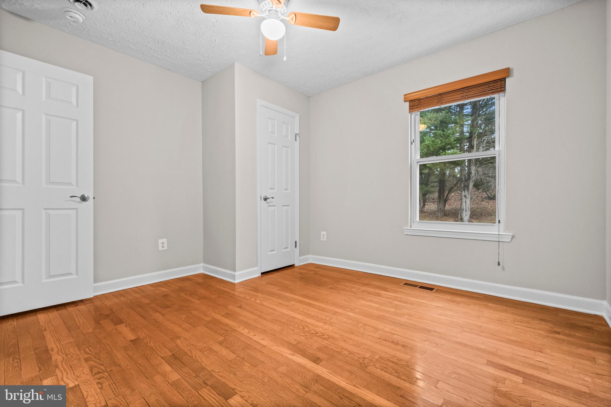 Real estate listing preview #26