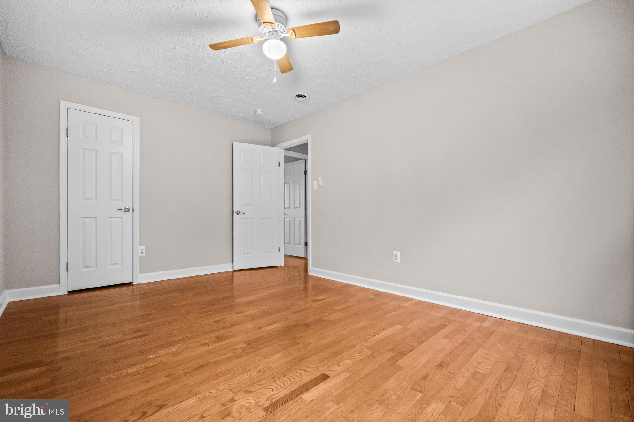 Real estate listing preview #29