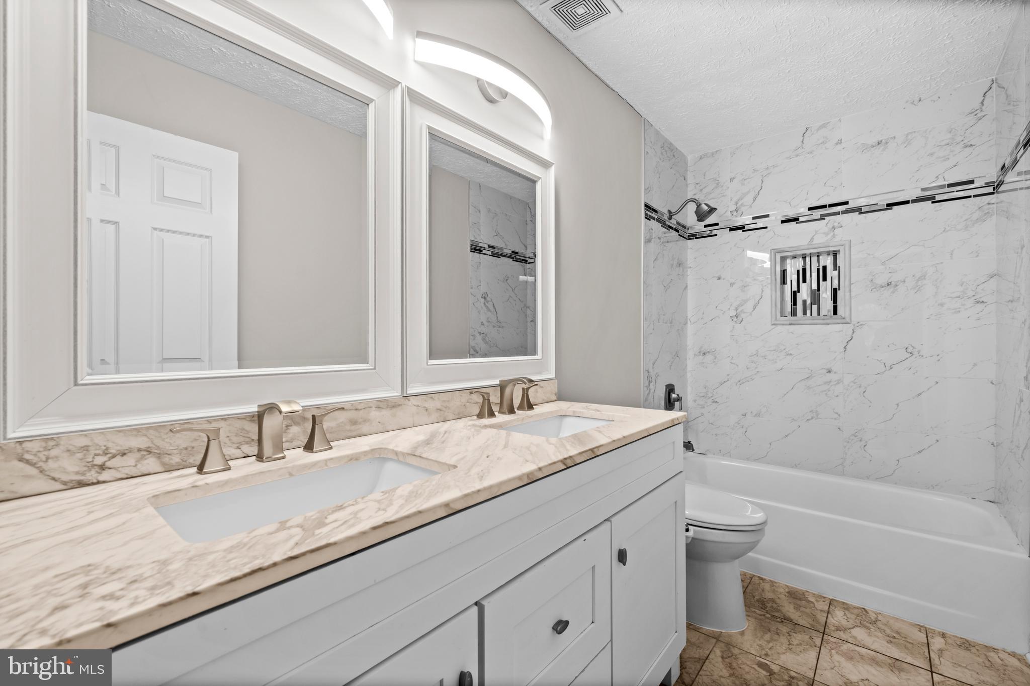 Real estate listing preview #24