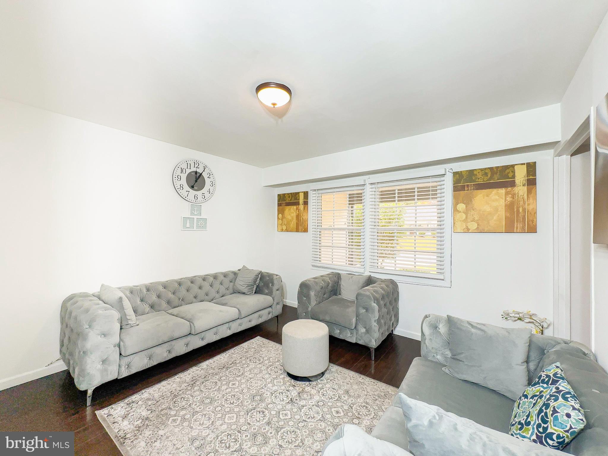 Real estate listing preview #15