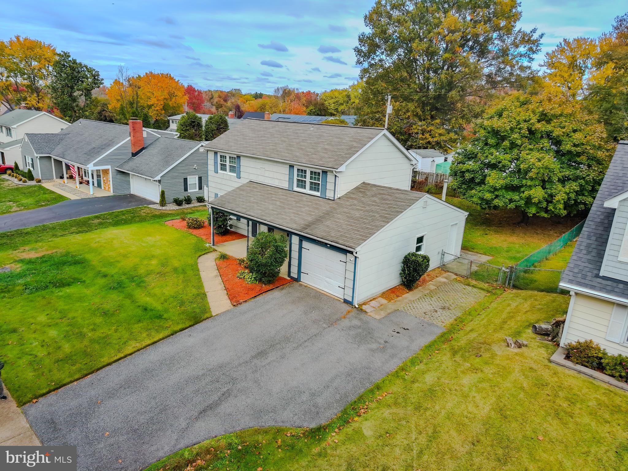 Real estate listing preview #10