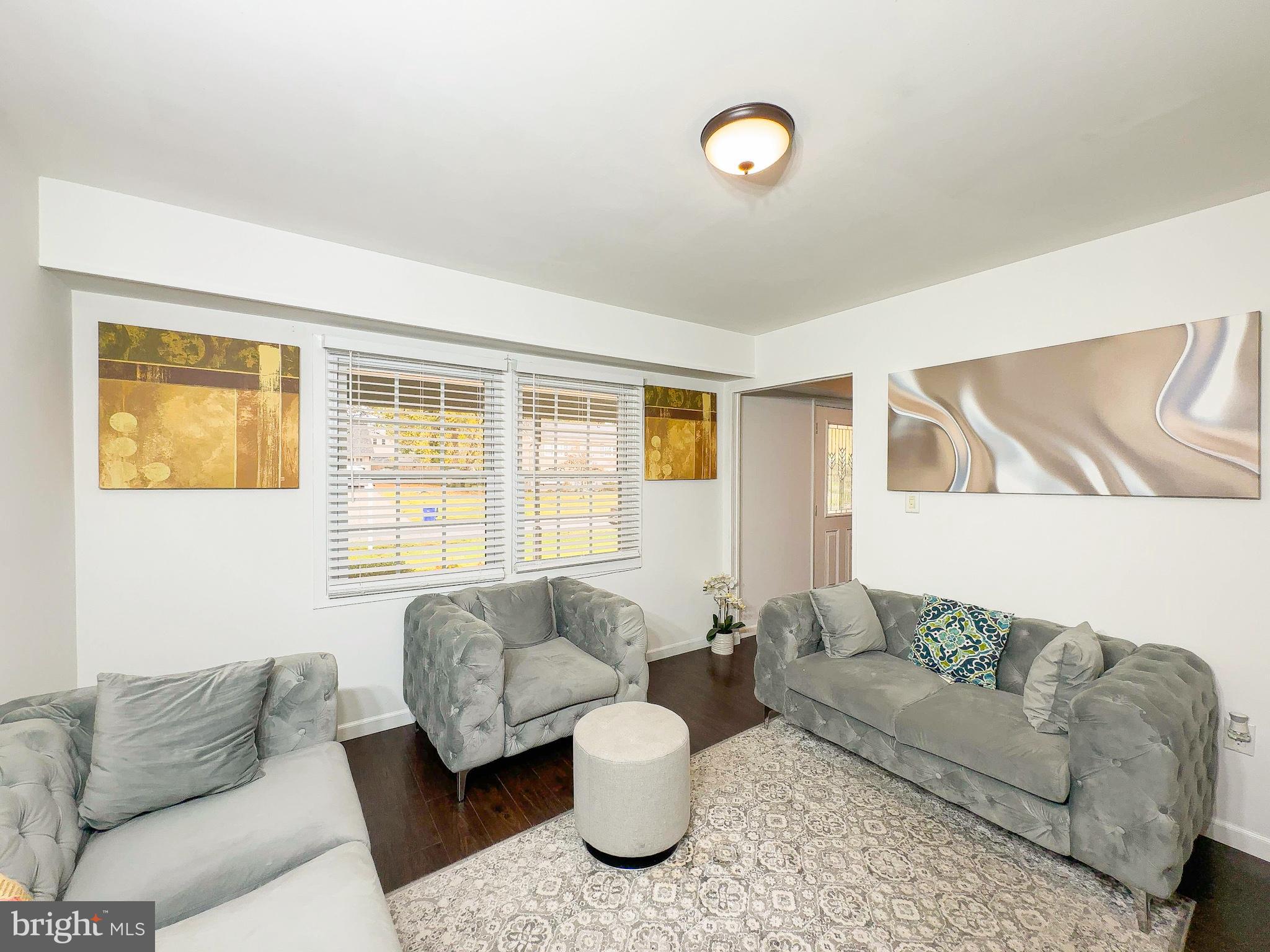 Real estate listing preview #17