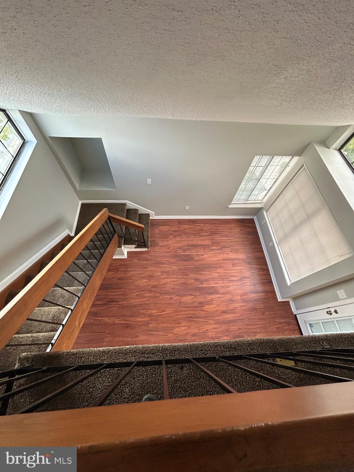 Real estate listing preview #17