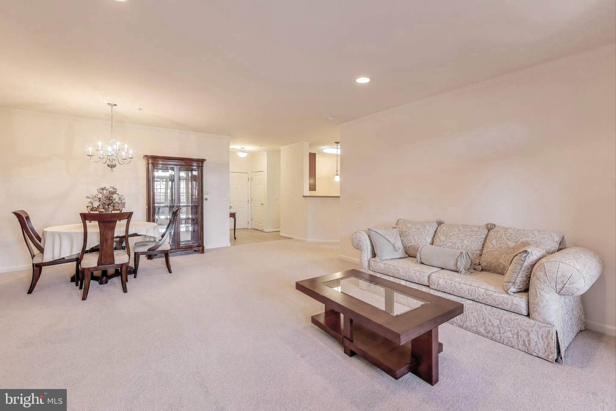 Real estate listing preview #9