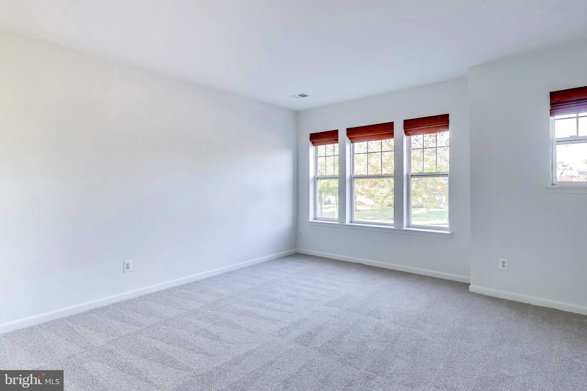 Real estate listing preview #19