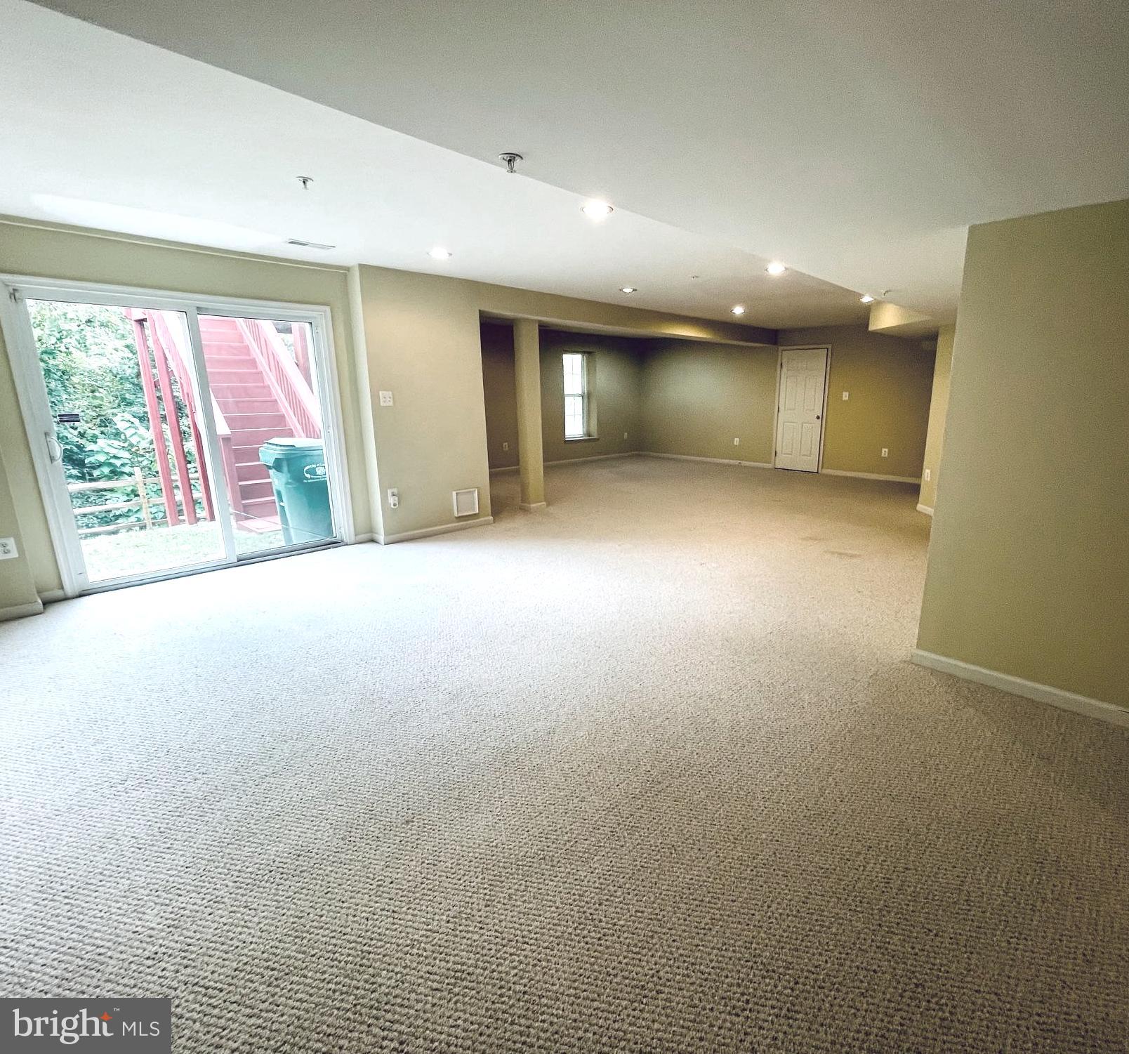 Real estate listing preview #25