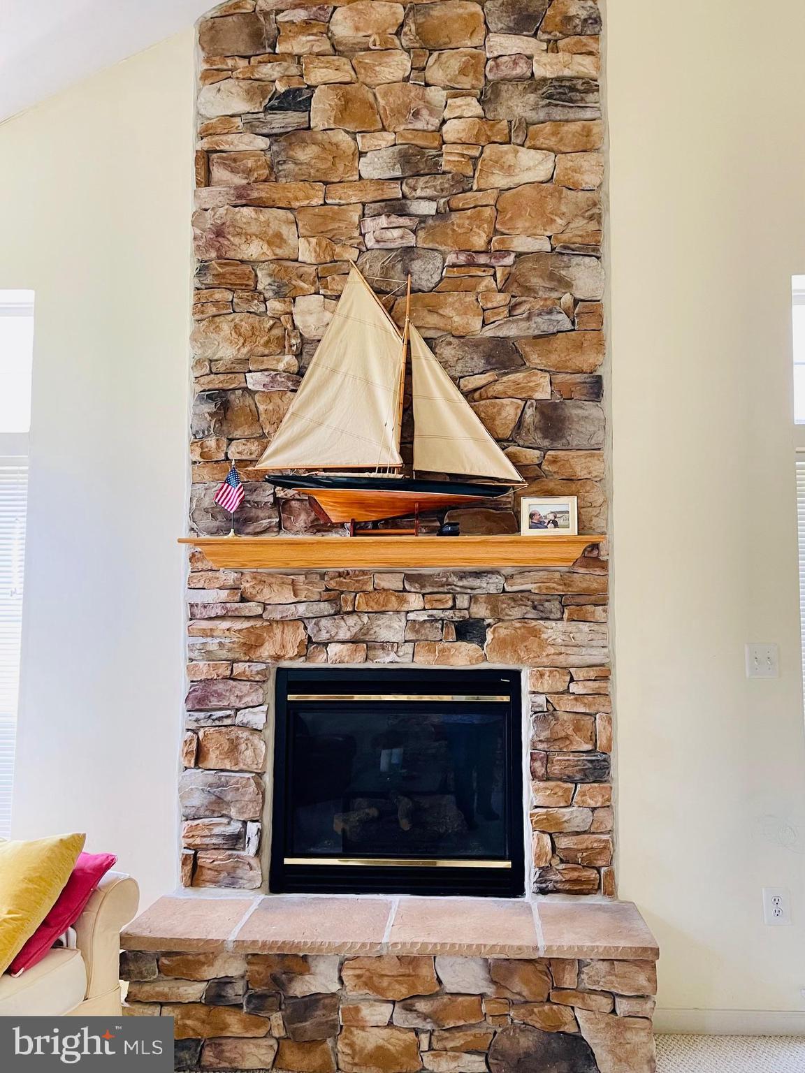 Real estate listing preview #14