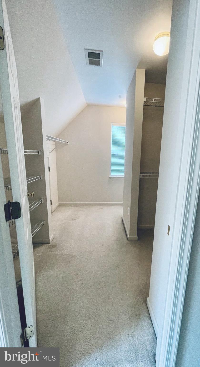 Real estate listing preview #17