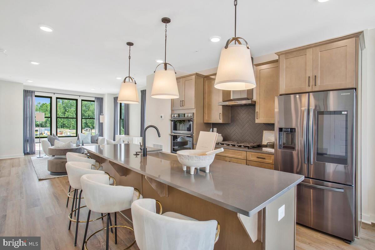 Real estate listing preview #2