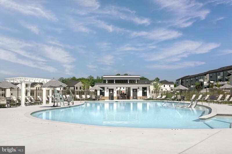 Real estate listing preview #15