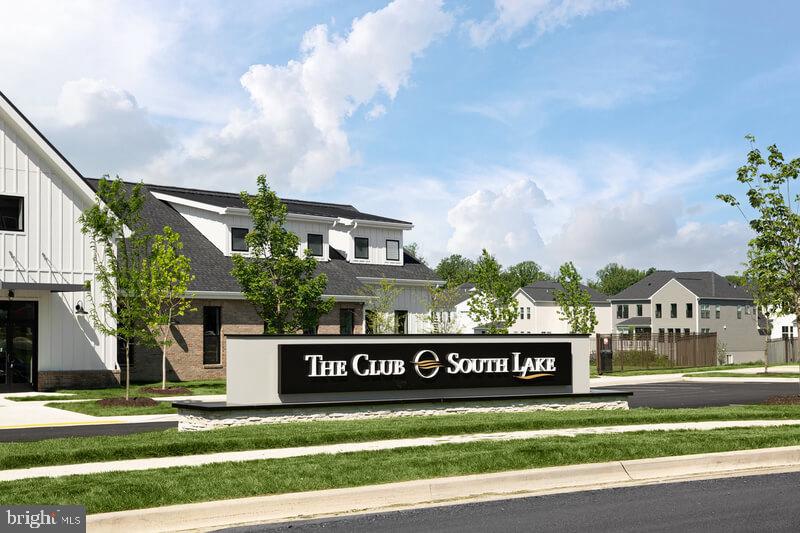 Real estate listing preview #12