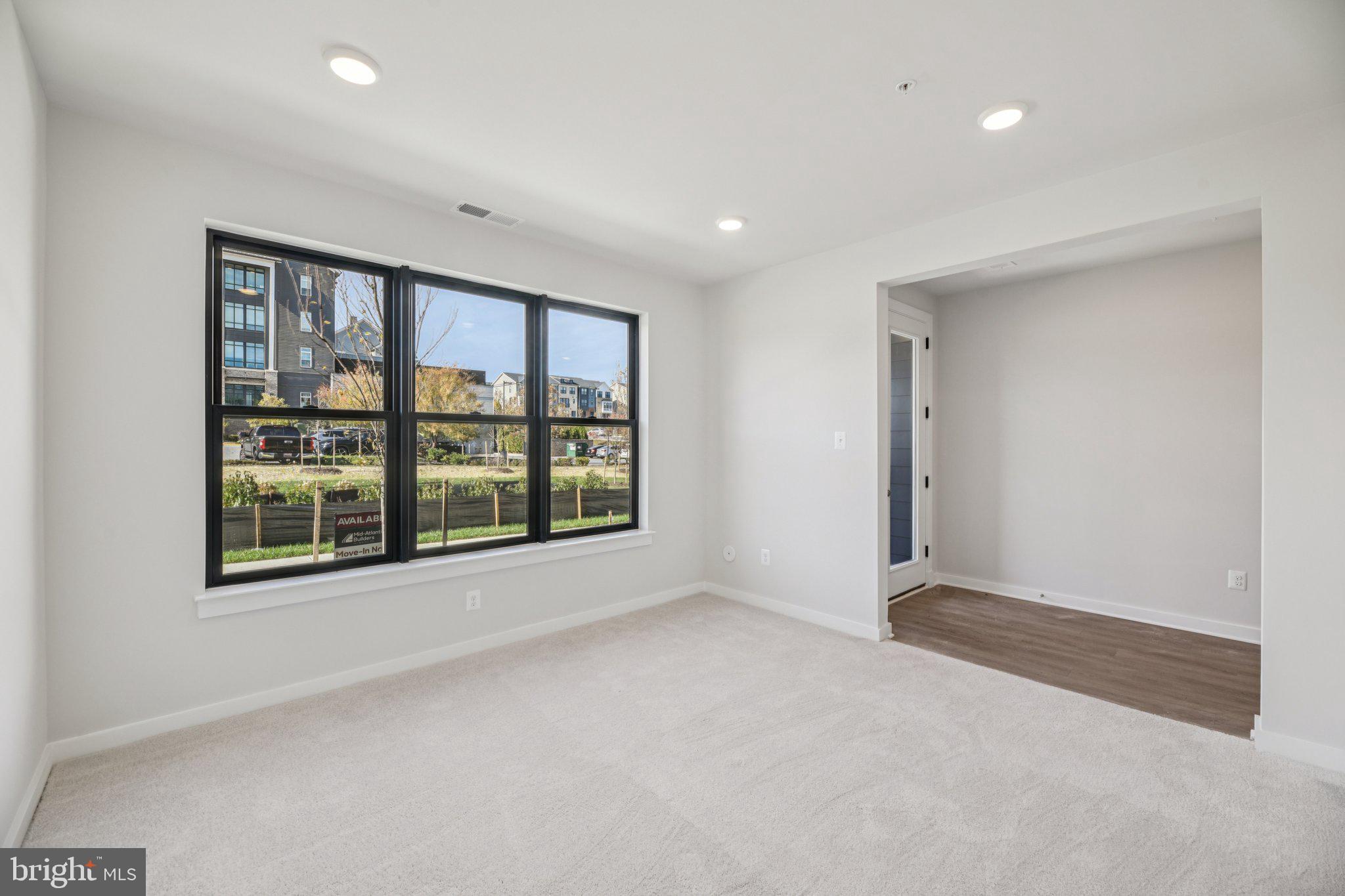 Real estate listing preview #38