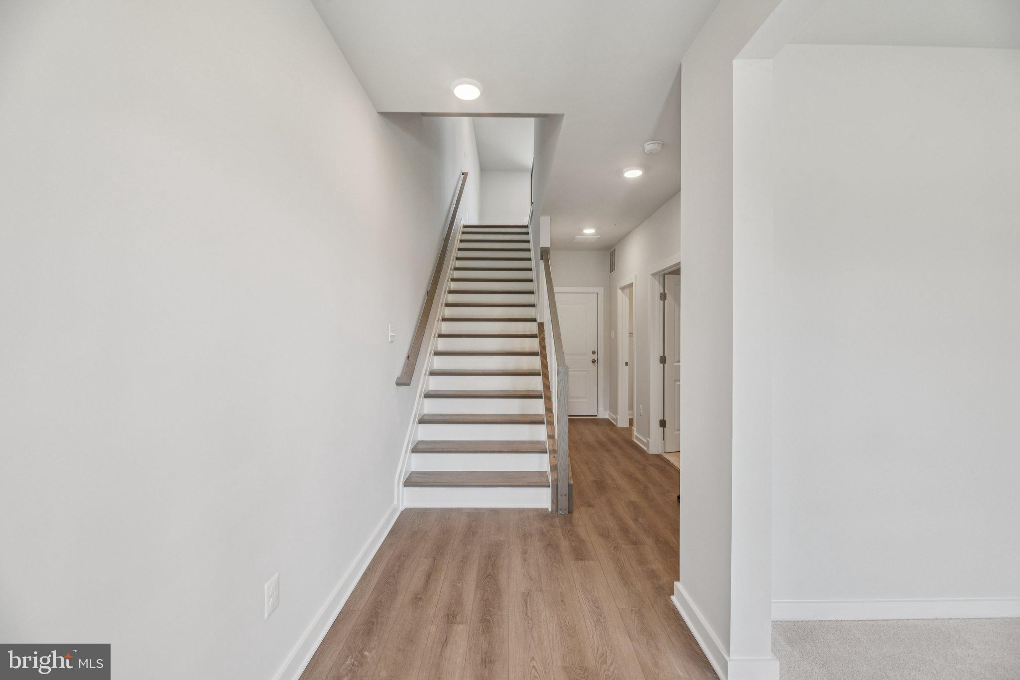 Real estate listing preview #32