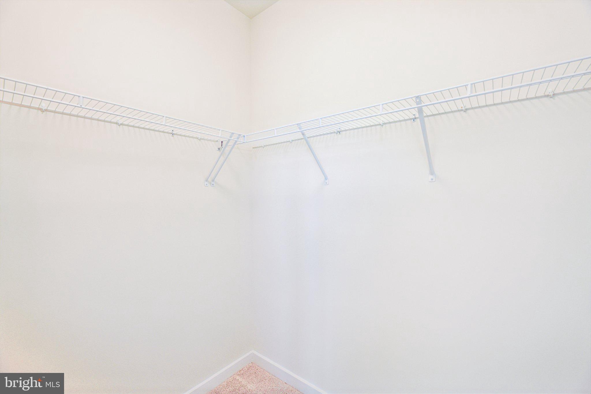 Real estate listing preview #24