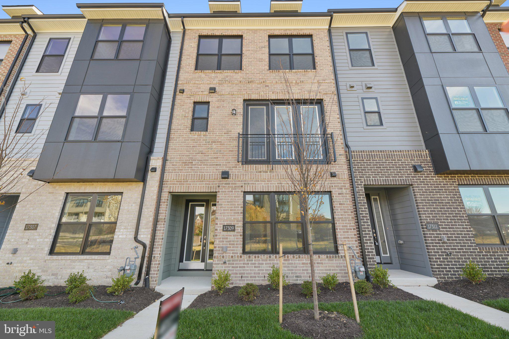 Real estate listing preview #1