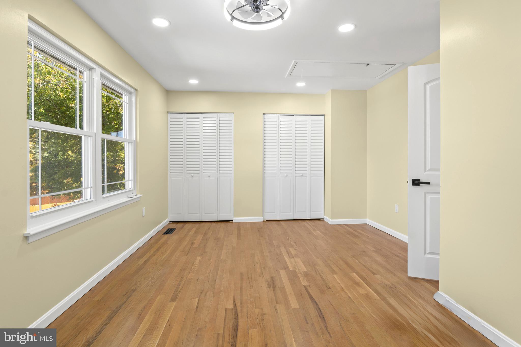 Real estate listing preview #18