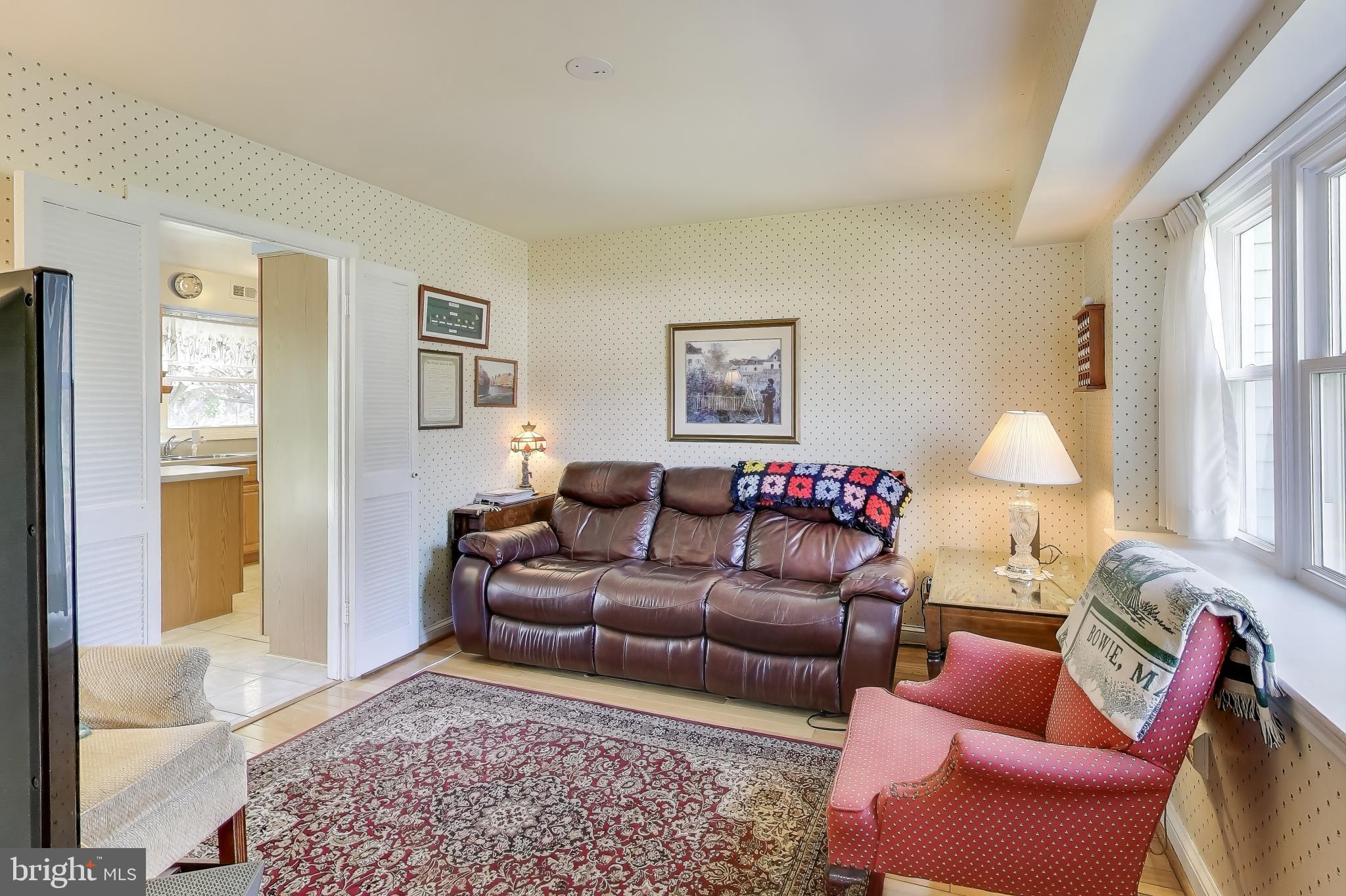 Real estate listing preview #12